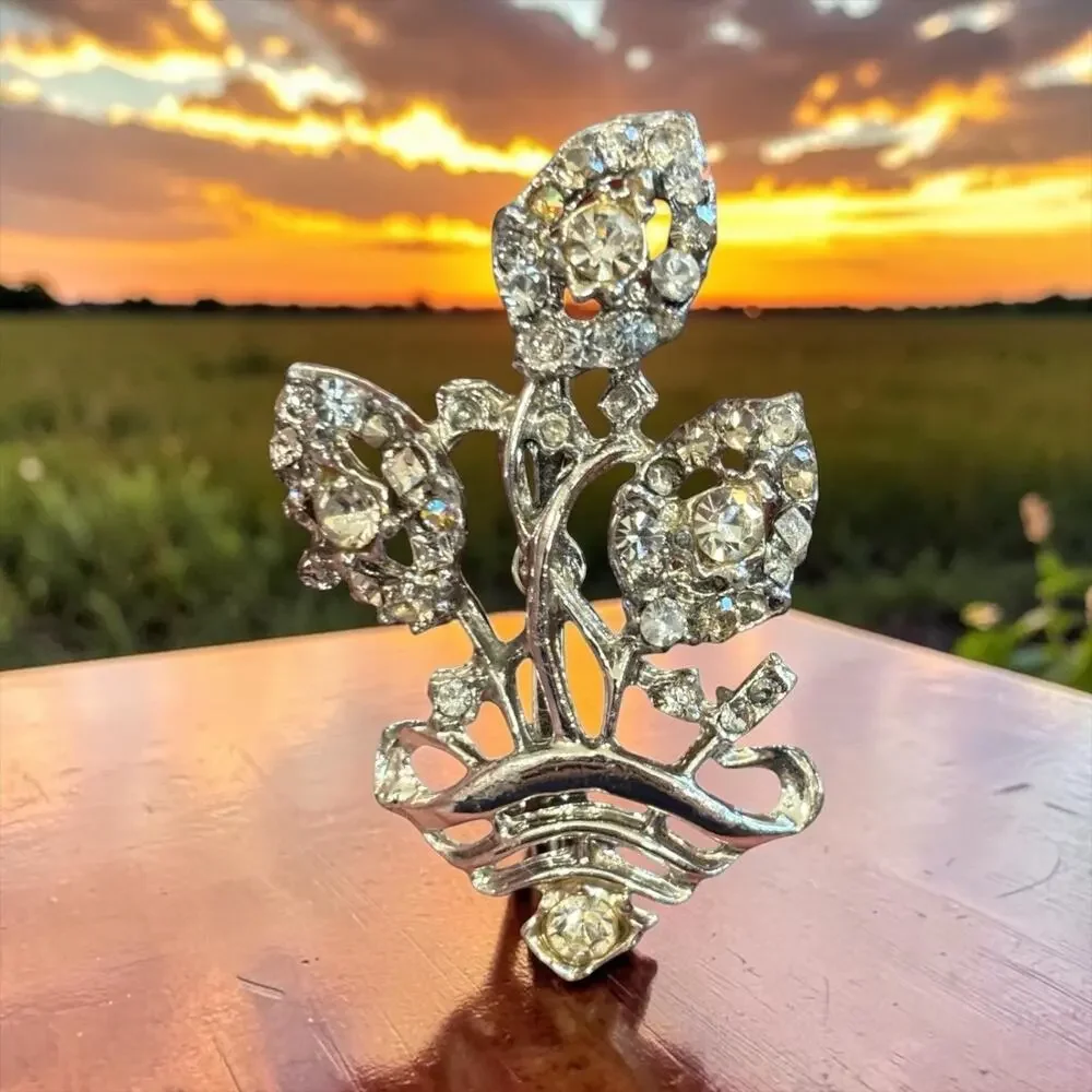Vintage Rhinestone Flower Basket Brooch Silver Tone Bridal 1940s 50s